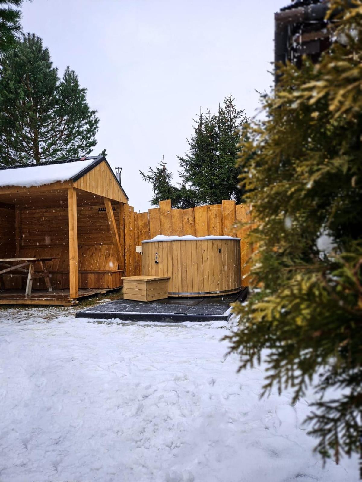 Domek Drewniany Krokus Witów エクステリア 写真